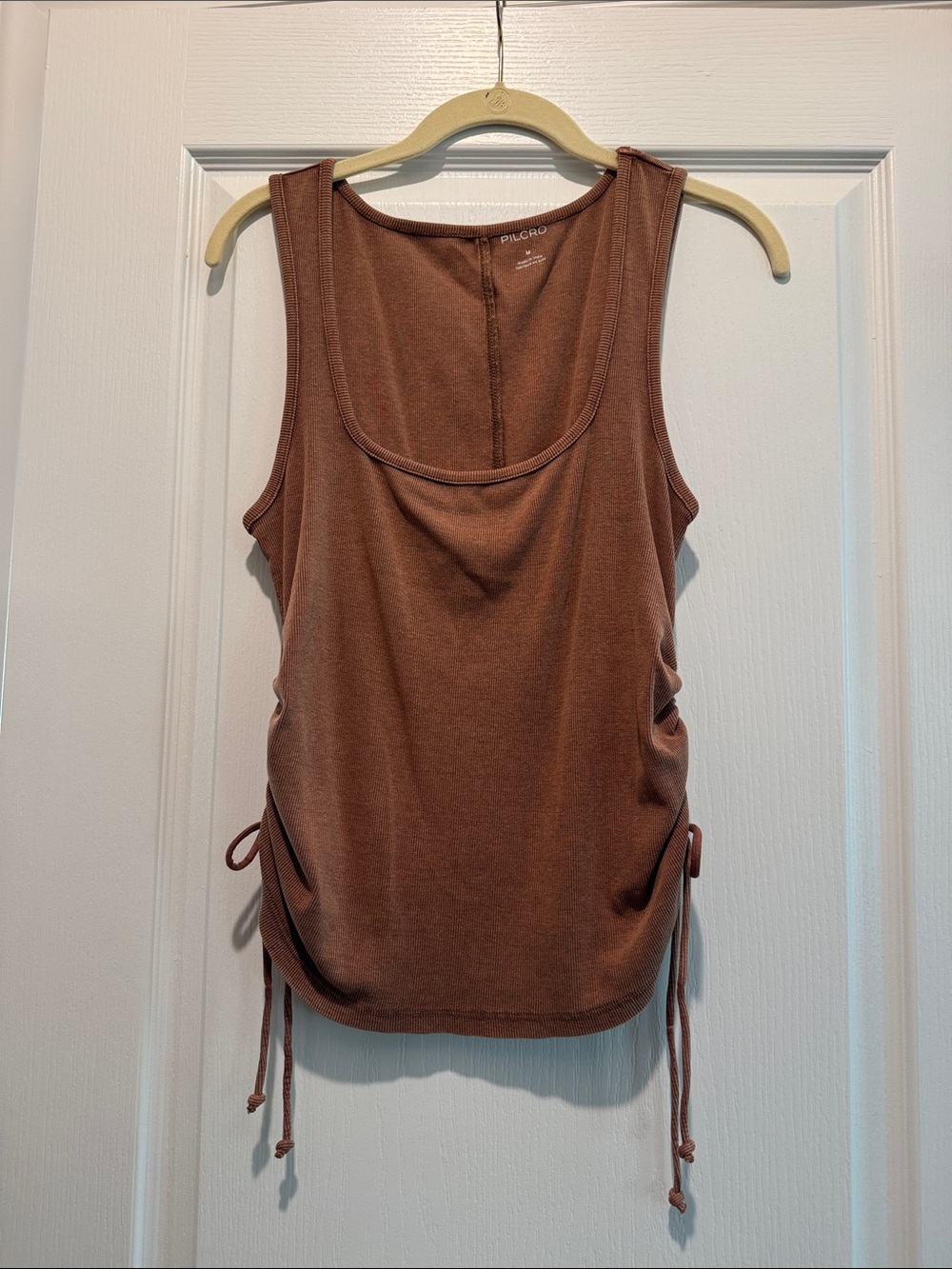 NWOT Pilcro side ruched tank top in toffee color